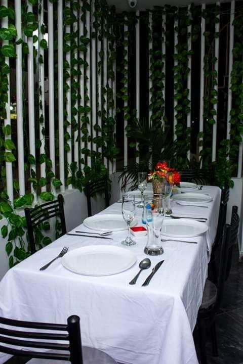 Y Restaurante La Hormiga *